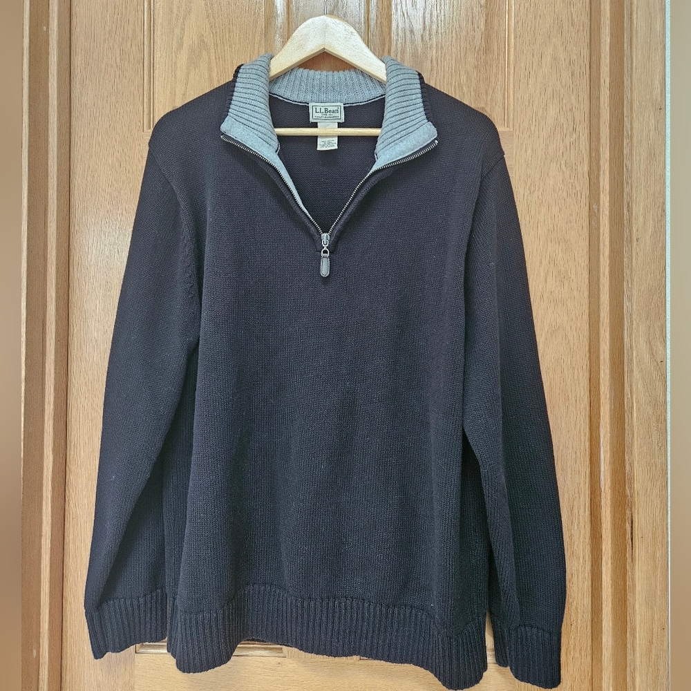 L.L. Bean Men's Zip-Up Sweater in Black and Gray